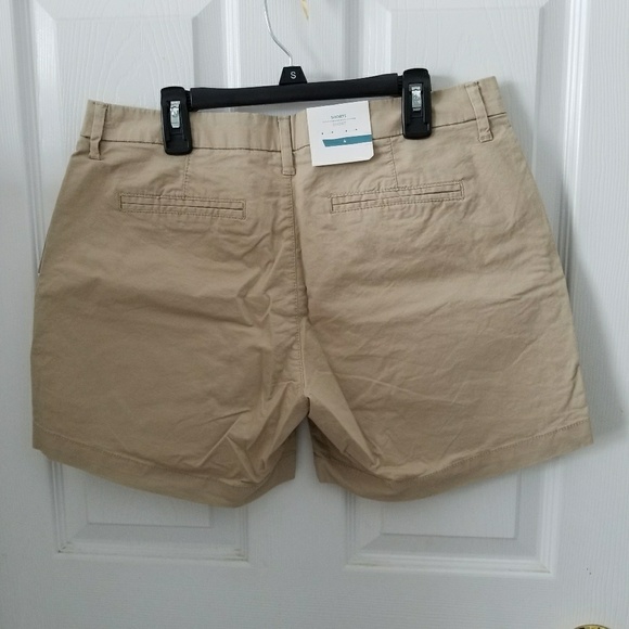 Old Navy Shorts - Picture 2 of 2